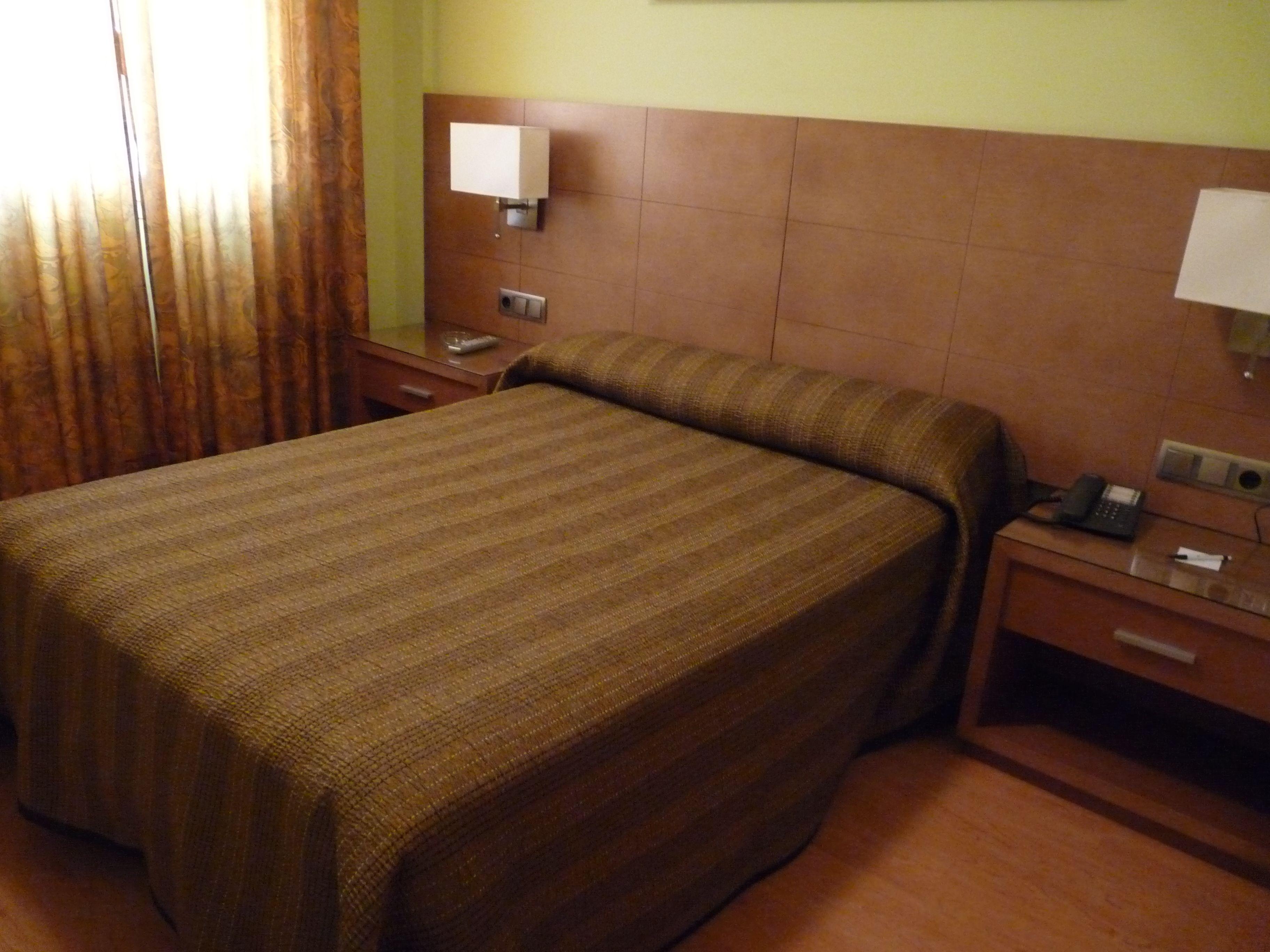 Hotel 4C Puerta Europa — Fotoğraflar 2